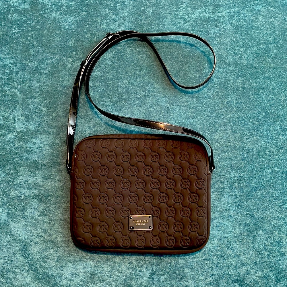 Michael Kors Black Tablet Case Bag - Like New - Offers Welcome